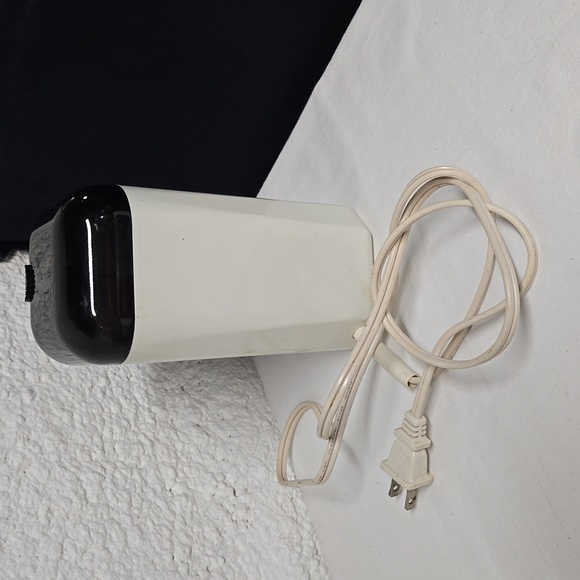 Vintage Otis Spunkmeyer Coffee Bean Grinder Electric USED Works Fun!! - Picture 10 of 12